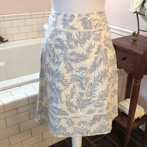 Ann Taylor blue/white cotton linen skirt w/lace detail and stitching size 10